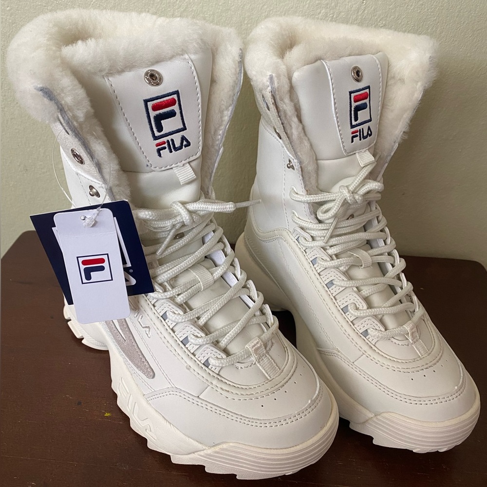 NWT Fila Women's Disruptor Shearling Boots